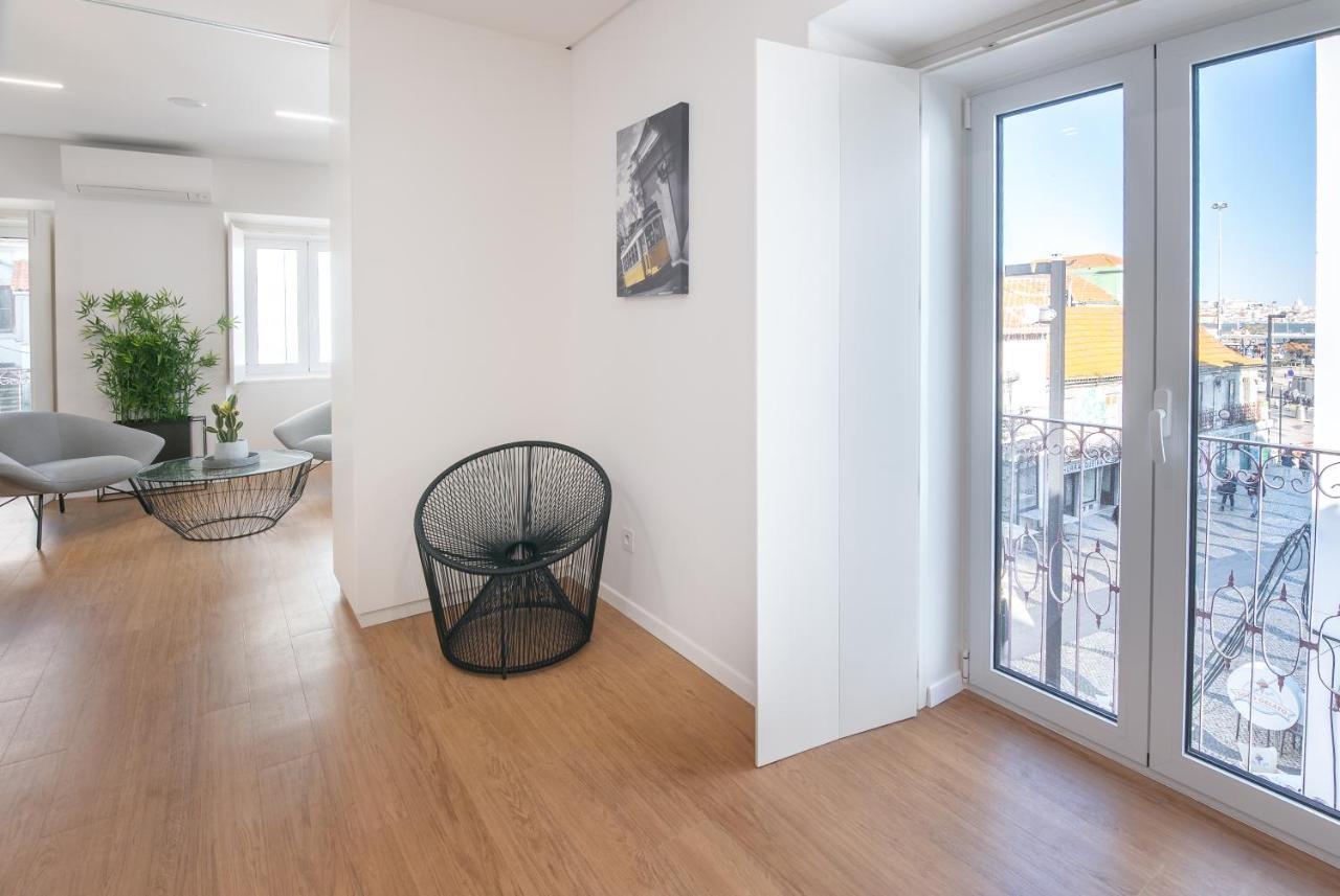 Vista Lisboa Guest Apartments Almada Extérieur photo